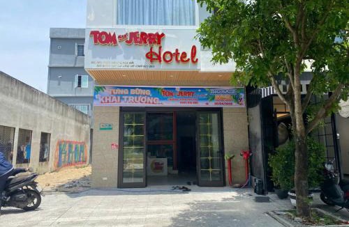 Ngu Hanh Son Hotel | Tom and Jerry Hotel