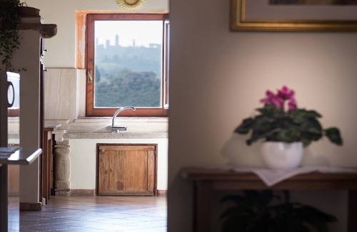 San Gimignano Villa | Top Location - Villa in San Gimignano, Top View, 4 DBL En-Suite, Pool, AC, WiFi