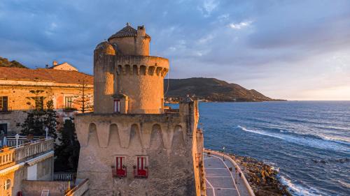 Santa Maria di Castellabate Hotel | Torre Perrotti - Le suite