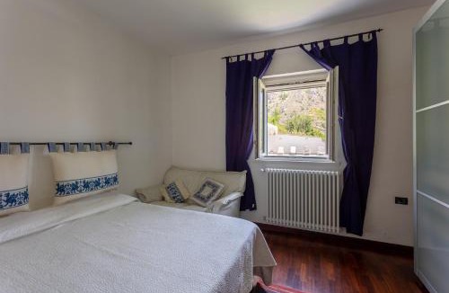 Acciano Apartment | TorrediLuna - MoonTower Free Parking & Pool