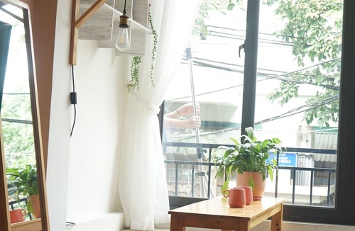 Hai Ba Trung House | Traditional central House/City view/Big window/Washing/5 Mins walking to lake