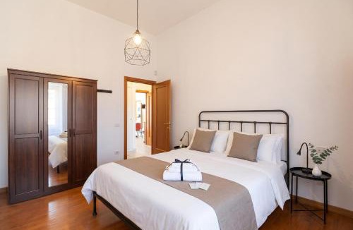 Quartiere XI Portuense Apartment | Trastevere Chic 2 Suite Home - Near Center & Station