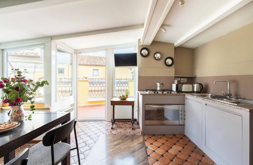 Rome City Centre Apartment | Trevi Charming Penthouse