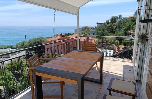 Villammare Apartment | Trilocale con terrazzo panoramico a 150 metri dal mare