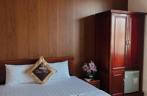 Con Son Hotel | Trung Hậu Hotel