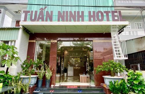 Con Son Hotel | Tuấn Ninh Hotel I