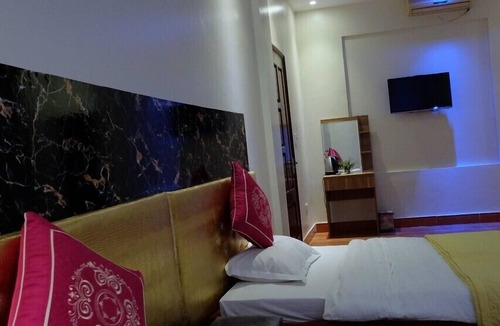Dong Anh Hotel | Tuan Tu Hotel