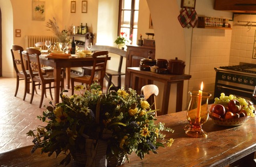Cetona House | Tuscan villa pool spa Siena Montepulciano Perugia Pienza Florence 2 hours from Rome