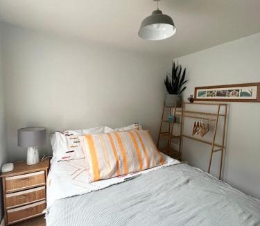 Brixton Hill Apartment | Two bed flat close to Brixton and Clapham