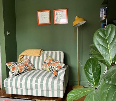 Brixton Hill Apartment | Two bed flat close to Brixton and Clapham