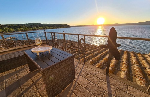Lake Bracciano Apartment | Two-room apartment located in private area of the village with exclusive terrace overlooking the lake