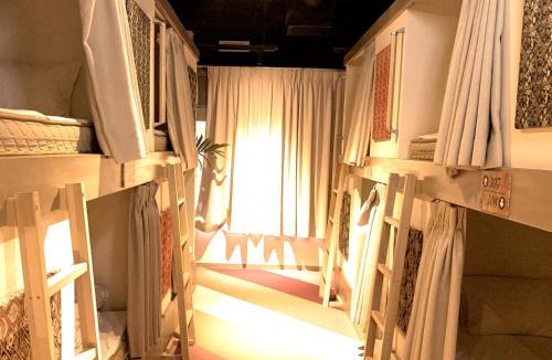 Ueno Hotel | Ueno Station Hostel Oriental 1 Male Only