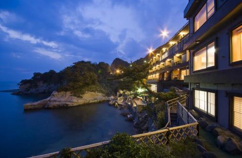 Dogashima Hotel | UmibenokakureyuSEIRYU海辺のかくれ湯清流