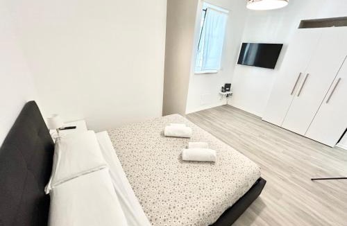 Quartiere XX Ardeatino House | Un Letto Ideale EUR - UN LETTO IDEALE