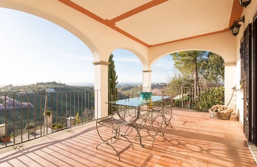Mentana Villa | Unique Countryside Villa near Rome with Art, Charm and a Panoramic View