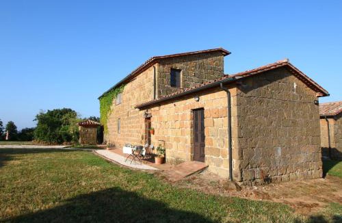 Sorano House | Unique Sorano Stay with Pool