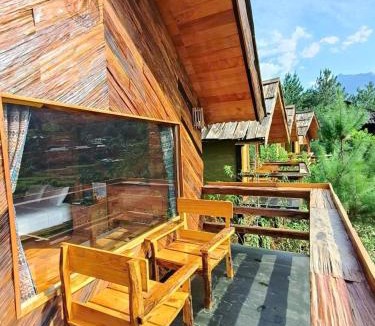 Tram Tau Bed & Breakfast | Ura Ura Homestay