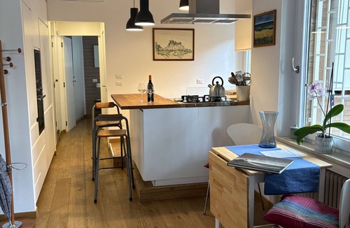 Quartiere XVII Trieste Apartment | Urban Escape in Caprera Square, quiet, modern and with a nice terrace