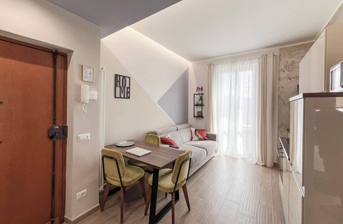 Aurelio Apartment | Urban Penthouse Rome (Metro A - Cornelia) near St. Louis. Peter