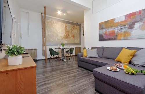Monti Apartment | Urbana Delicious Flat