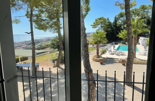 Casabianca di Fermo Apartment | Vacation apartment/apartment for 4 guests with 68m² in Capodarco (165930)