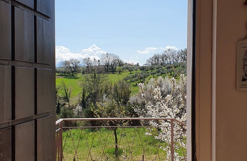 Civitella Casanova House | Vacation home in the hills of Abruzzo, between sea and mountains