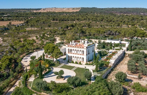 Massafra House | Vacation Home in Massafra with 6 bedrooms sleeps 12