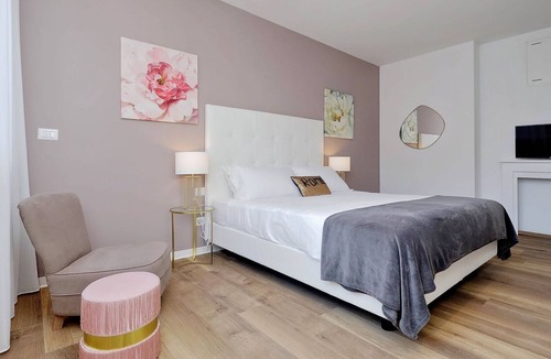 Sallustiano House | Vacation Home in Rome with 2 bedrooms sleeps 6