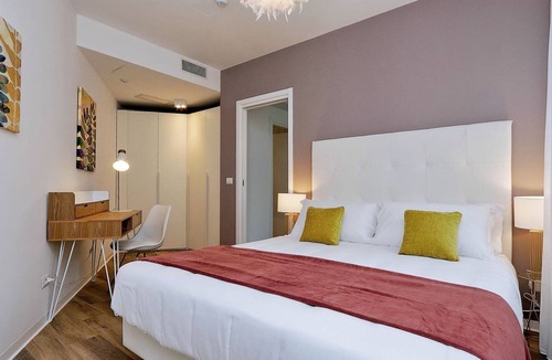Sallustiano House | Vacation Home in Rome with 1 bedrooms sleeps 4