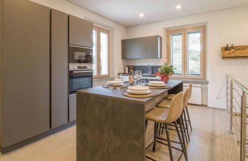 Le Piazze House | Vacation home Volpe by Interhome