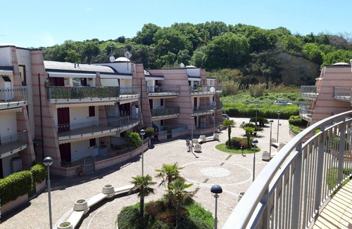 Vallevo Condo | VACATION SEA, HILLS, CYCLING, TREKKING, WALKING, FOOD WINE
