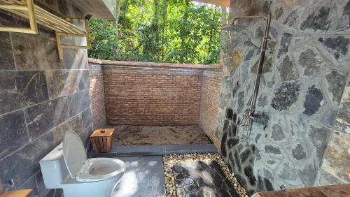 Ong Lang Hotel | Valentina village resort