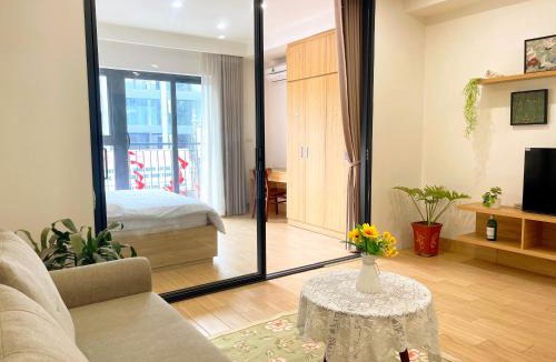 Ba Dinh House | Vari Homestay Đội Cấn