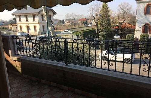 Camponogara House | Venice! 15 'by train. Lido, Chioggia, Padua, Treviso, Verona-Wi-Fi free.