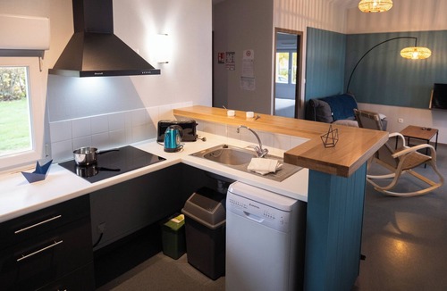 Magnac-Laval House | Veronica Gîte 6 pers. - Pond view - Indoor pool & free fishing for under-12s