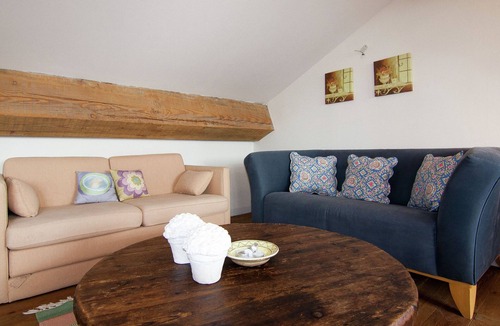 Roussines Cottage | Very nice cottage with studio on a domain with heated pool.