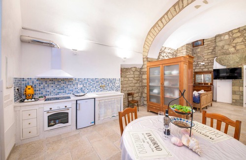 Forio Apartment | Vico Secondo Accogliente Struttura al Centro di Forio