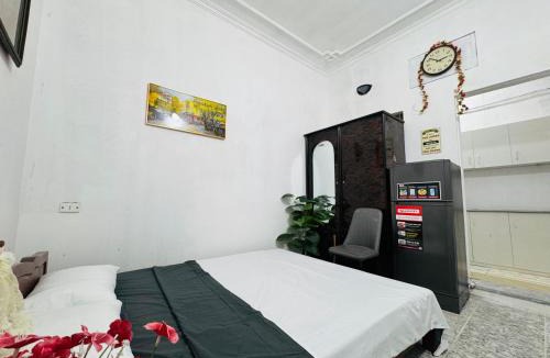 Dong Da Apartment | Viet Stay Pho Chua Lang 3 - Campus View Home