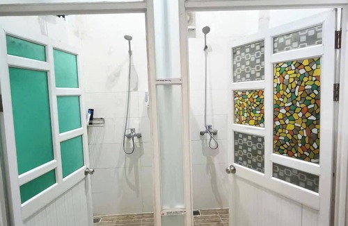 Hang Bac Hostel | Viet Vintage Hostel & Pub