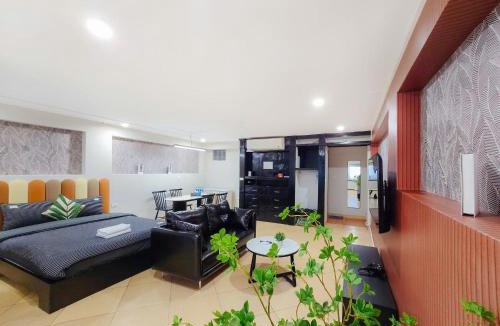 Hang Bai Apartment | VietHOME - 202 The Loft for 4 pax