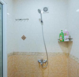 Hang Bai Apartment | VietHOME - 401 Family Choice 3 pax - Lift - Kitchen
