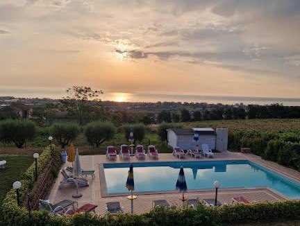 Martinsicuro Bed & Breakfast | Vigneto - Italian Restaurant & B&B