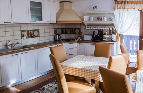 Zarnesti Villa | Vila MOLIDUL Zarnesti-zona linistita in mijlocul naturii