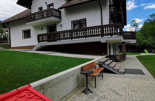 Zarnesti Villa | Vila MOLIDUL Zarnesti-zona linistita in mijlocul naturii