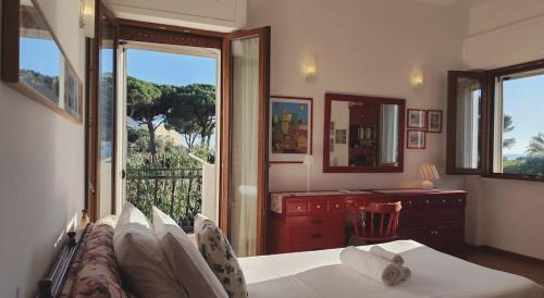 Sperlonga Villa | Villa 120m dal Mare - WiFi, Giardino, Posto auto Privato