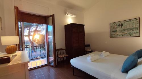Sperlonga Villa | Villa 120m dal Mare - WiFi, Giardino, Posto auto Privato