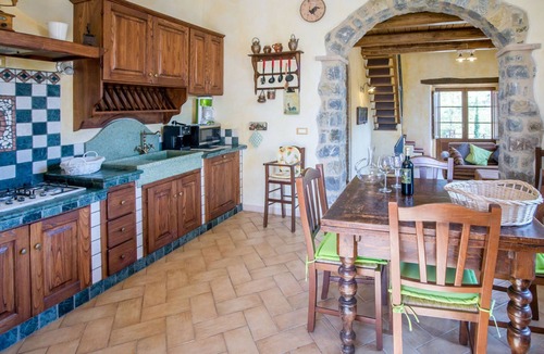 Seggiano House | Villa al Sole by Interhome