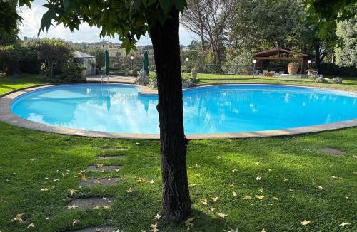 Zona LIII Tomba di Nerone Bed & Breakfast | Villa Albina