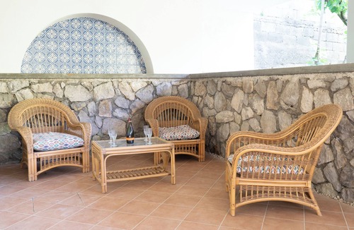 Sant'Agata sui Due Golfi Villa | Villa Alloro 5 minutes from Crapolla Fjord an experience not to be missed.