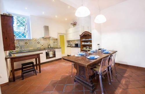 Lake Bracciano Villa | Villa Amalia Augusta with swimming pool